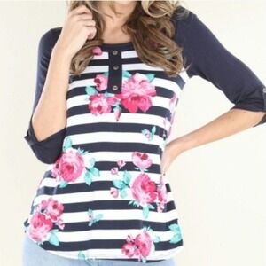 Celeste NWOT 3/4 sleeve floral spring lightweight top